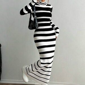 Striped Long Sleeve Knit Maxi Dress - Black & White
